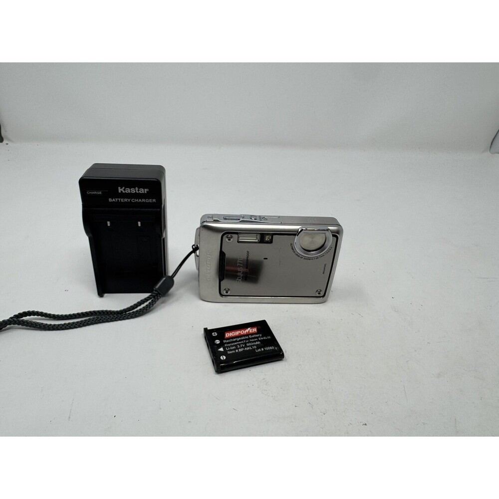 Olympus Stylus 770SW digital camera Silver, 10.1MP, Waterproof, tested